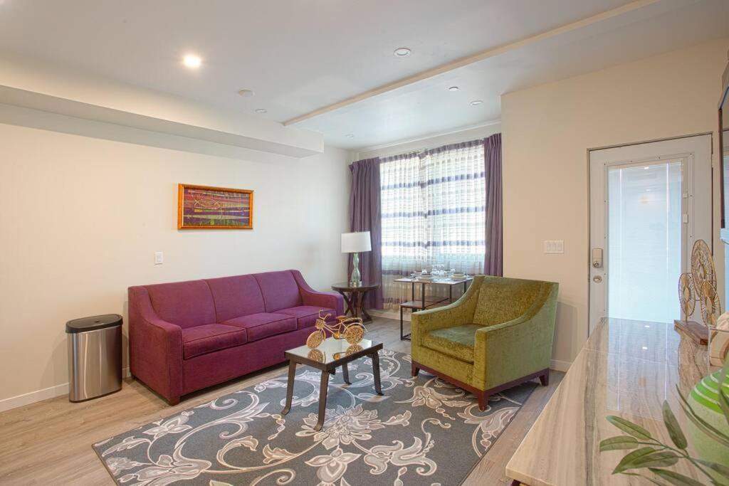 1-Bedroom With Cali King Size Bed In Сан Диего Екстериор снимка